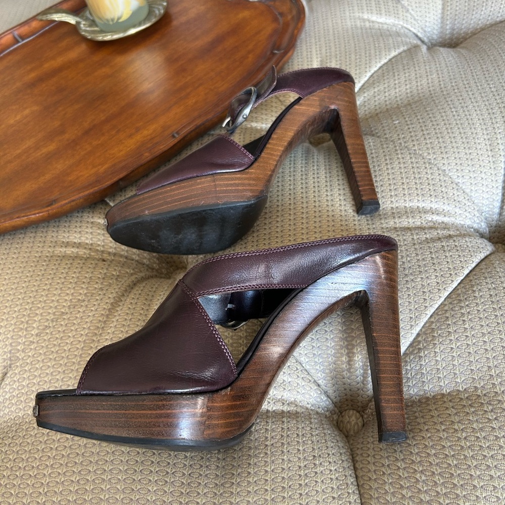 Yves Saint Laurent Women's Brown / Burgundy Wooden Heeled Sandals Size 9 - Picture 11 of 13